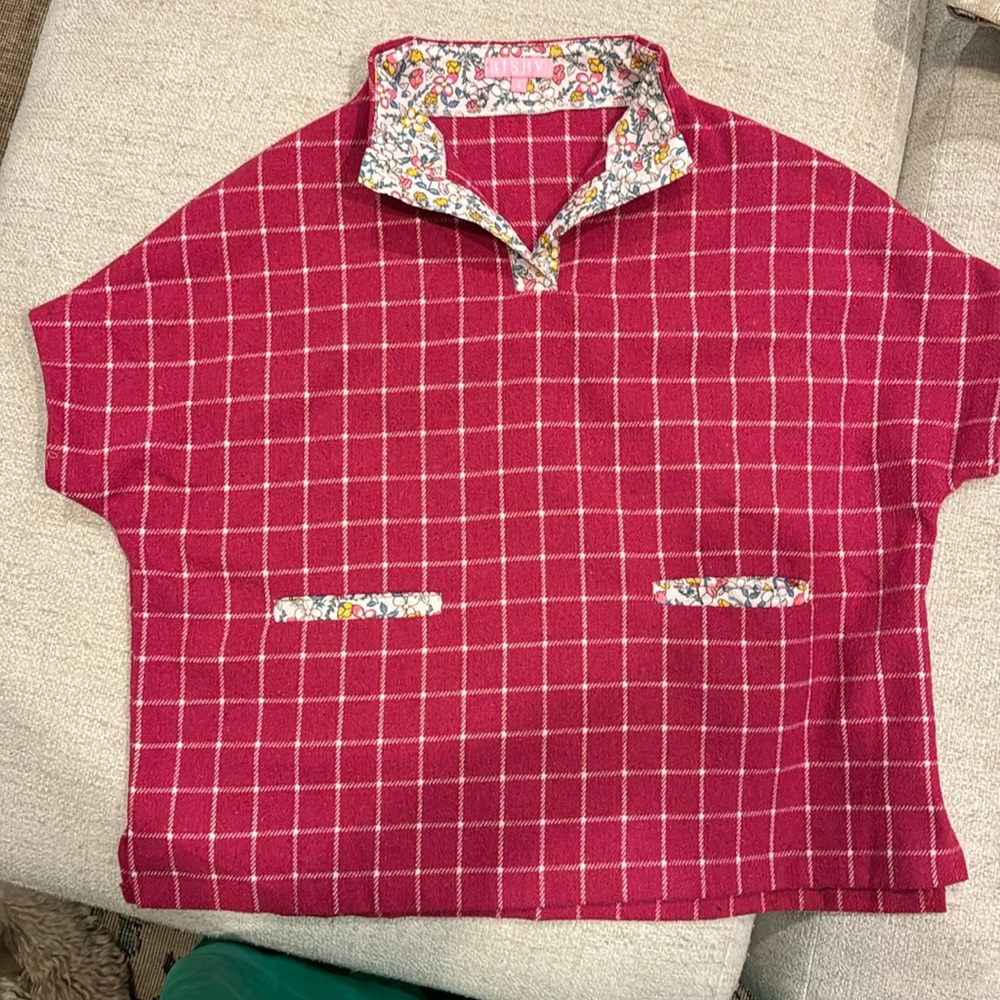 BISBY fuscia kids tweed cape poncho size S. Tweed with chintz floral accents.